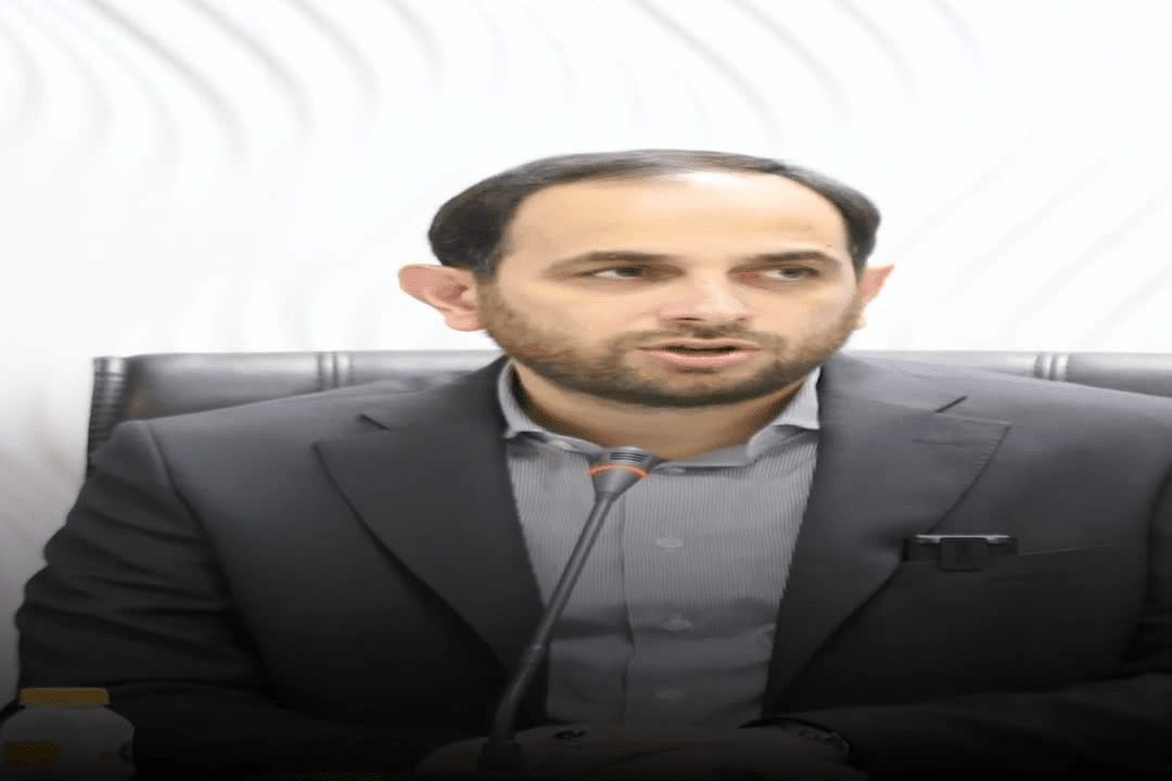 رشد همه‌جانبه دانشجویان؛ از علم و پژوهش تا فرهنگ و ورزش دکتر عبدالرضا بابایی، رئیس دانشگاه آزاد اسلامی استان مازندران و واحد ساری، هم‌زمان با روز تربیت‌بدنی و ورزش، با تأکید بر ضرورت توجه به ابعاد مختلف رشد دانشجویان گفت: محدودکردن رشد دانشجو به حوزه علمی و غفلت از عرصه‌های فرهنگی و ورزشی، زمینه‌ساز افزایش آسیب‌های اجتماعی است و سرمایه‌گذاری در این حوزه‌ها می‌تواند از تحمیل هزینه‌های سنگین‌تر به جامعه جلوگیری کند.