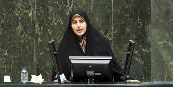 سمیه محمودی