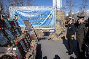 امیر دریادار «حبیب الله سیاری» معاون هماهنگ کننده ارتش و امیر سرتیپ «کیومرث حیدری» فرمانده نیروی زمینی ارتش