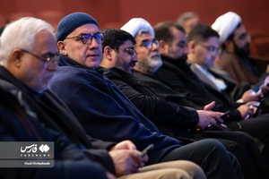 حضور فرهاد قائمیان  دراختتامیه  چهارمین جشنواره تئاتر سردار آسمانی