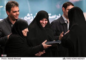 تجلیل از پرستاران نمونه با حضور مرضیه وحید دستجردی وزیر بهداشت