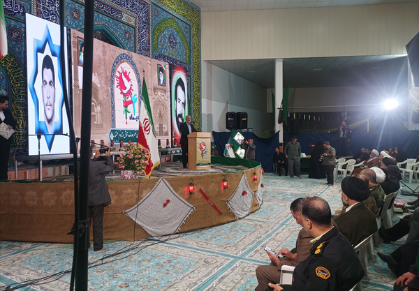 عکس از: حسین فروتنی