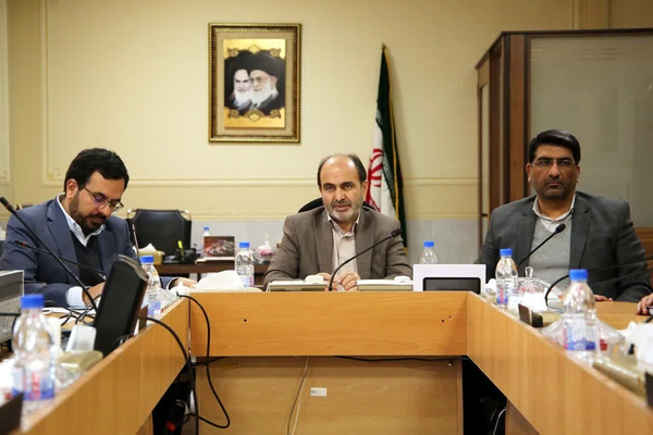 شهرام حقیقت سرشت