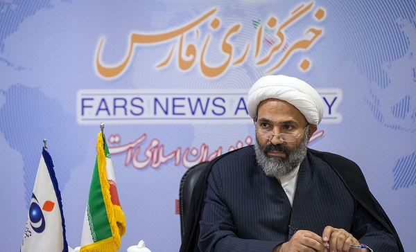 پژمان فر