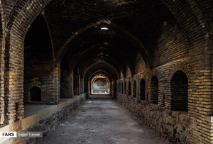 کاروانسرایی در دشت طلایی ری