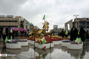 در سالروز میلاد با سعادت حضرت امام زمان (عج) منتظران ظهور با حضور در عرصه میدان شهدا این روز بزرگ را گرامی داشتند.