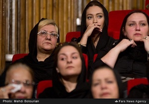 نیکی کریمی بازیگر سینما در مراسم ترحیم عباس کیارستمی