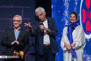 لاله اسکندری ،کیومرث پور احمد ومسعود رایگان در مراسم اختتامیه جشنواره فیلم سینما تورز