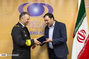 دیدار امیر دریادار حمزه علی کاویانی معاون هماهنگ کننده نیروی دریایی ارتش و پیام تیرانداز مدیر عامل خبرگزاری فارس