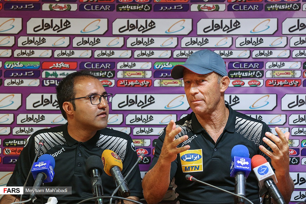 گابریل کالدرون، کالدرون