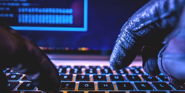 کلاه برداری اینترنتی