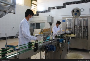 بازدید خبرنگاران طبس از شرکت اکسیر طبس گلشن