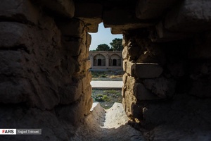 کاروانسرایی در دشت طلایی ری