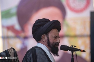 حضرت آیت الله حسینی ، تولیت مدرسه علمیه امام حسین(ع) شهر ری