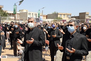 حضور علی نیکزاد نایب رئیس مجلس شورای اسلامی و صدیف بدری نماینده مردم اردبیل، نمین، نیر،  سرعین در اجتماع عاشورایی  حسینیان دارالارشاد اردبیل