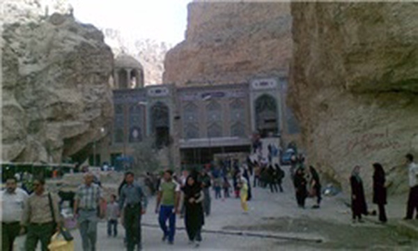 بی‌بی حکیمه
