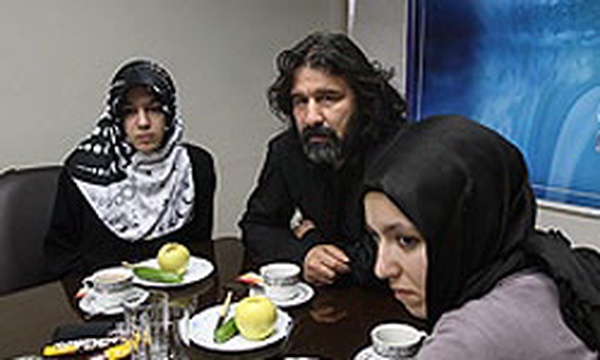 بازدید تعدادی از سرنشینان کشتی آزادی از فارس