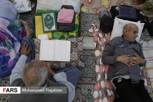مراسم معنوی اعتکاف در حرم مطهر رضوی
