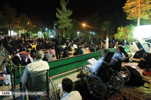 احیای شب بیست و یکم ماه رمضان در اصفهان