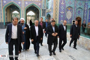 ادای احترام مدیران سمنان به آستان مقدس امام‌زاده یحیی (ع)