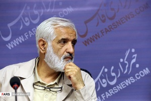 سروری دبیر کل جمعیت رهپویان در میزگرد بررسی تحزب در ایران 