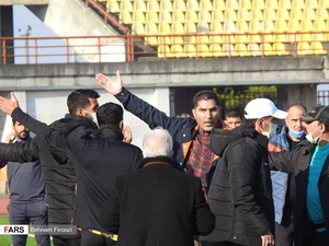 عکس| شهرداری آستارا خوشه طلایی را درو کرد