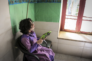 این بچه ها را فراموش نکنیم