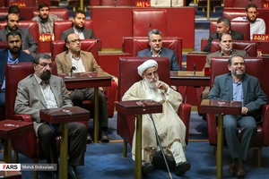 از راست؛ سیامک ره پیک رئیس پژوهشکده شورای نگهبان، آیت الله احمد جنتی دبیر شورای نگهبان و محسن رضایی در  مراسم گرامیداشت سالگرد  تاسیس شورای نگهبان