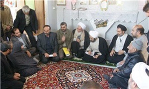 دیدار استاندار با خانواده شهدا