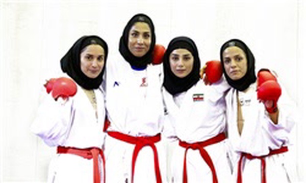 کاراته بانوان