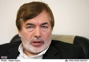 محمد عظیمی مدیر عامل موسسه نمایشگاه های فرهنگی ایران