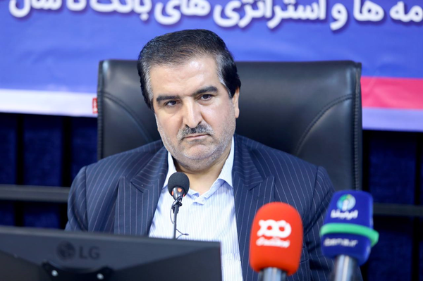 اسماعیل لله گانی مدیر عامل بانک رفاه