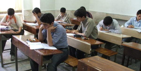 دانش آموز