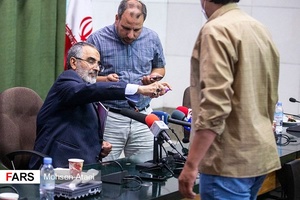 نشست خبری دبیرستاد مرکزی بزرگداشت امام خمینی (ره)