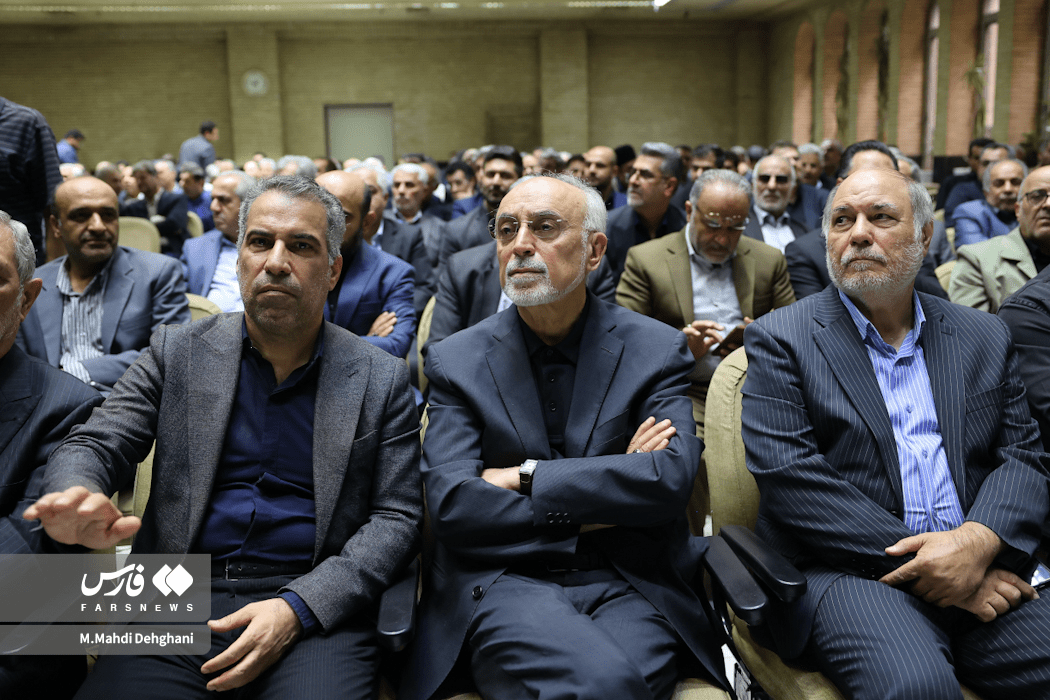 مراسم ترحیم مادر رئیس سازمان برنامه و بودجه