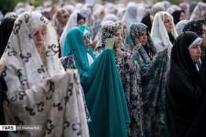نماز باشکوه عید فطر در رشت برگزار شد