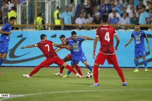 گزارش تصویری از پیروزی پرگل استقلال مقابل تراکتورسازی (بخش دوم)