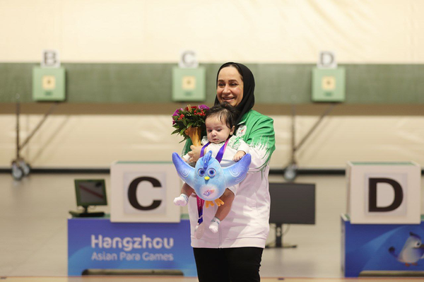 نوزاد ساره جوانمردی