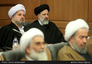 حجت‌الاسلام والمسلمین رئیسی و حجت الاسلام محسن کازرونی