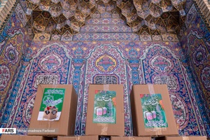 توزیع بسته ی معیشتی در مسجد نصیرالملک شیراز