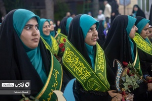 مراسم  تجليل از ۷۲ حافظ کل قرآن 