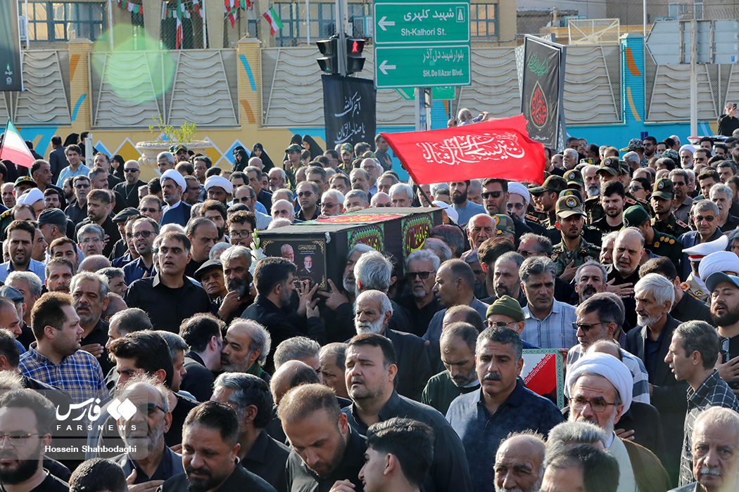 تشییع پیکر ابوالشهید سید احمد موسوی
