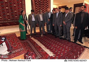 حضور علی لاریجانی رئیس مجلس شورای اسلامی در موزه فرش ترکمنستان