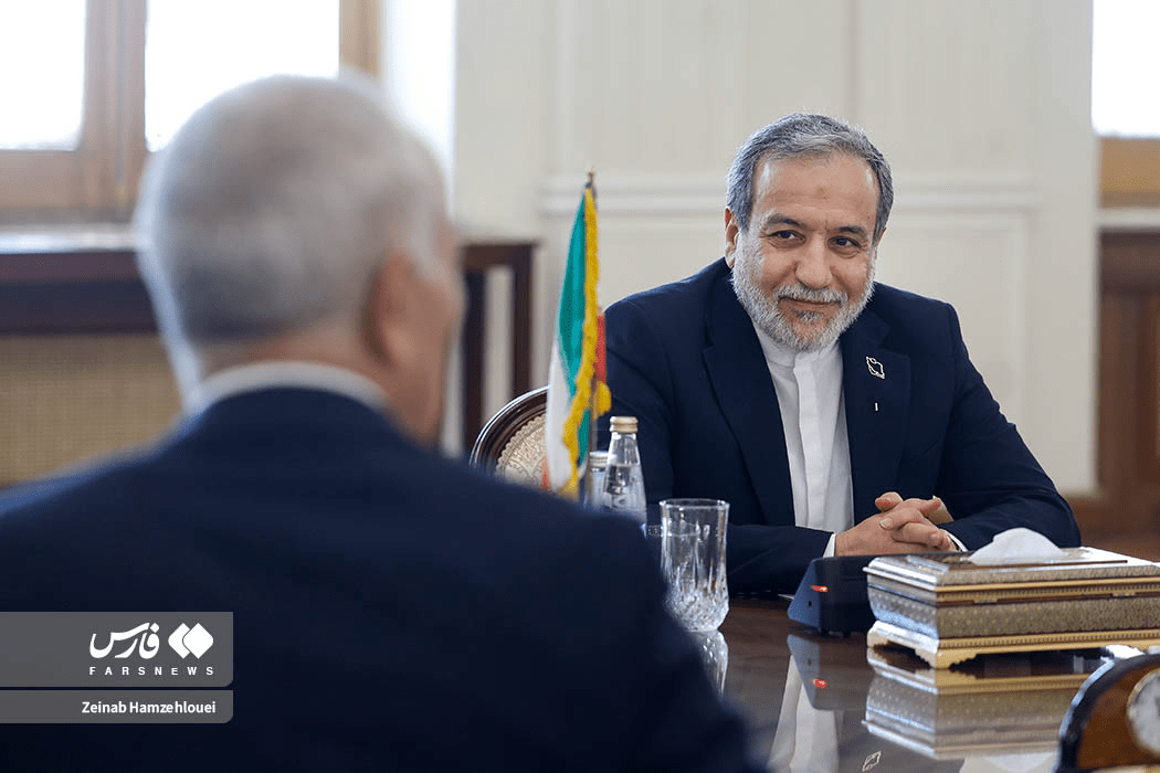 دیدار عراقچی با وزیرخارجه ارمنستان