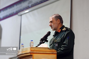 آیین تکریم و معارفه فرمانده انتظامی استان خوزستان 