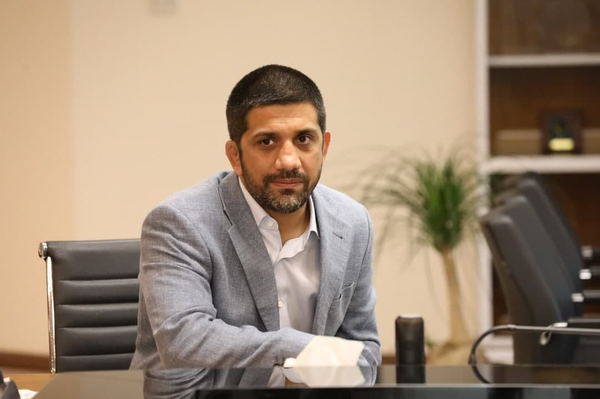 علیرضا دبیر