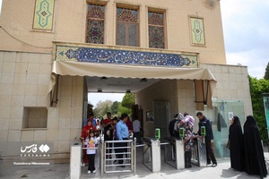باغ گلها در فصل بهار
