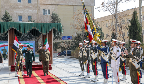 دیدار وزیر دفاع سوریه با سرلشکر باقری