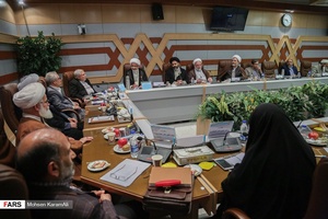 هم اندیشی بازخوانی اندیشه های امام خامنه ای 