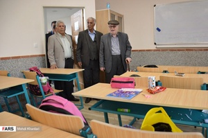 مهر نیک اندیشان مدرسه ساز با ماه مهر آمیخته شد